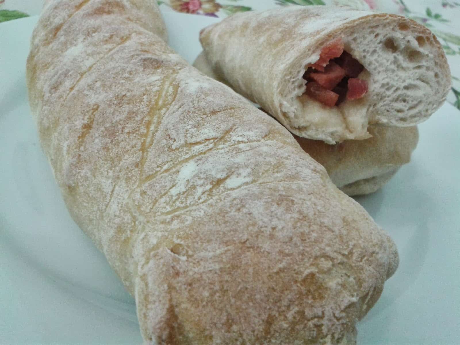 Pan Relleno de Jamón. Pan Relleno de Jamón.