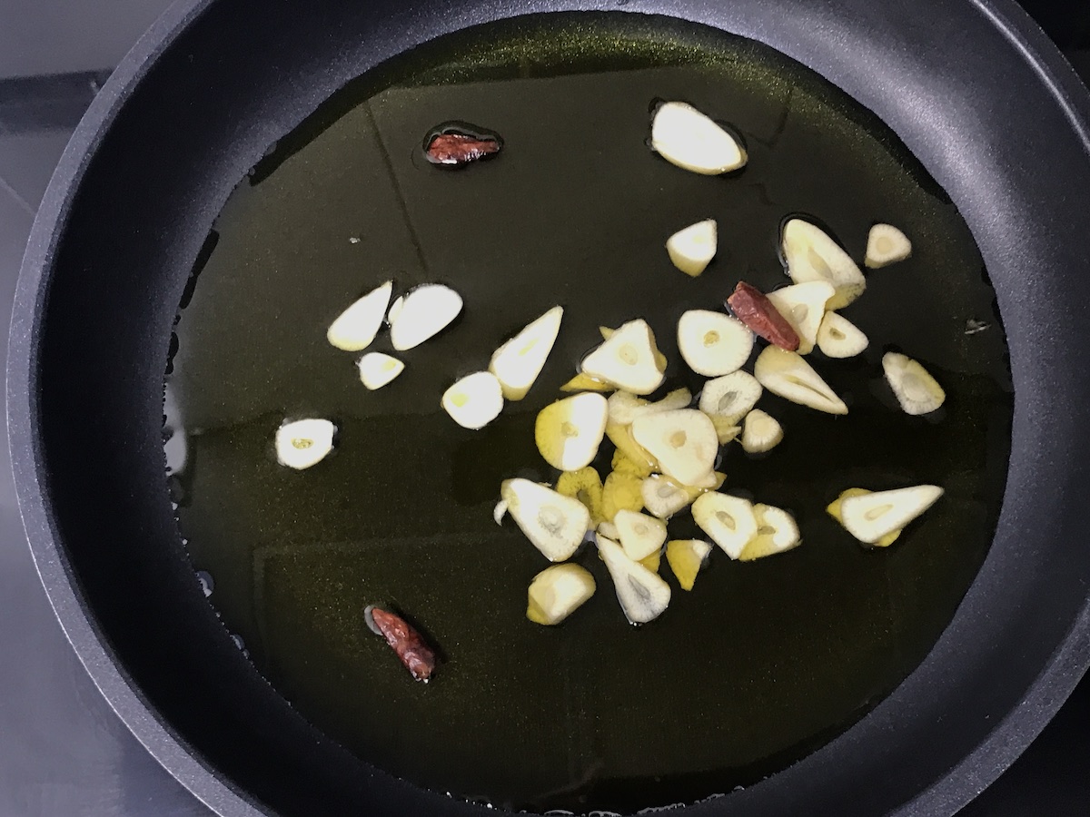 ajos para espaguetis con gambas al ajillo