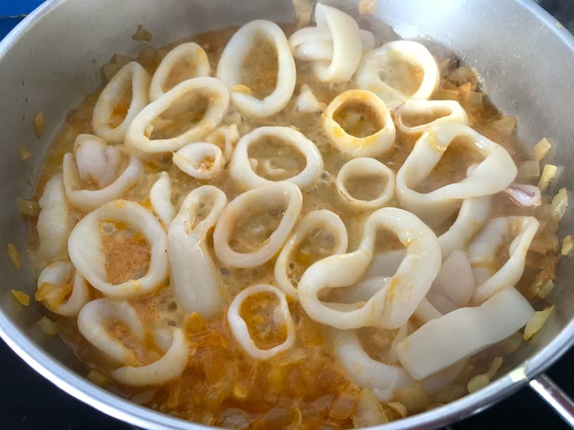 calamares en salsa preparacion