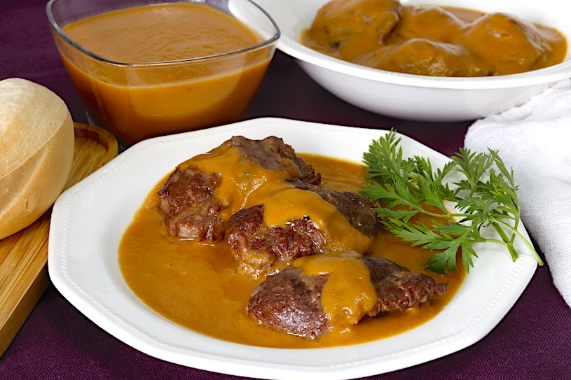 Carrilleras en Salsa de Vino Carrilleras en Salsa de Vino