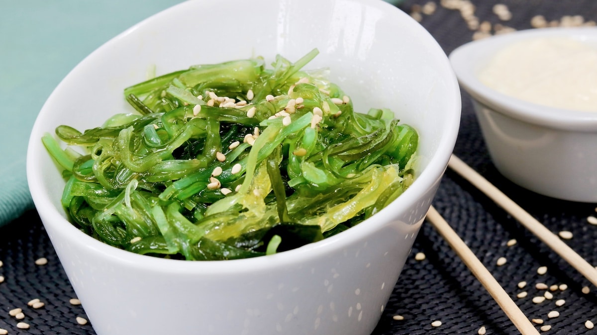 como hacer ensalada de wakame