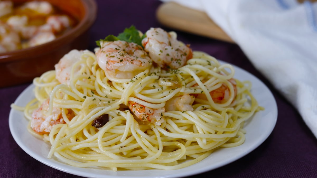 como hacer espaguetis con gambas al ajillo