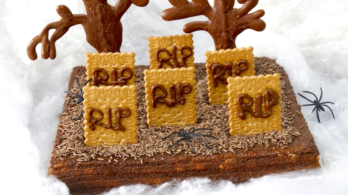 Tarta Cementerio para Halloween Tarta Cementerio para Halloween
