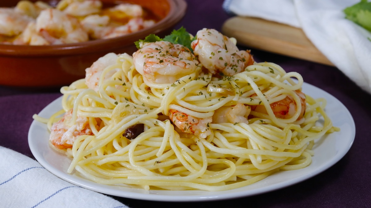 Espaguetis con Gambas al Ajillo Espaguetis con Gambas al Ajillo