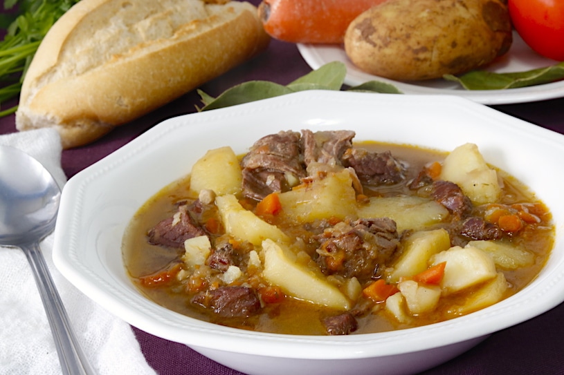 Guiso de Patatas con Carne Guiso de Patatas con Carne