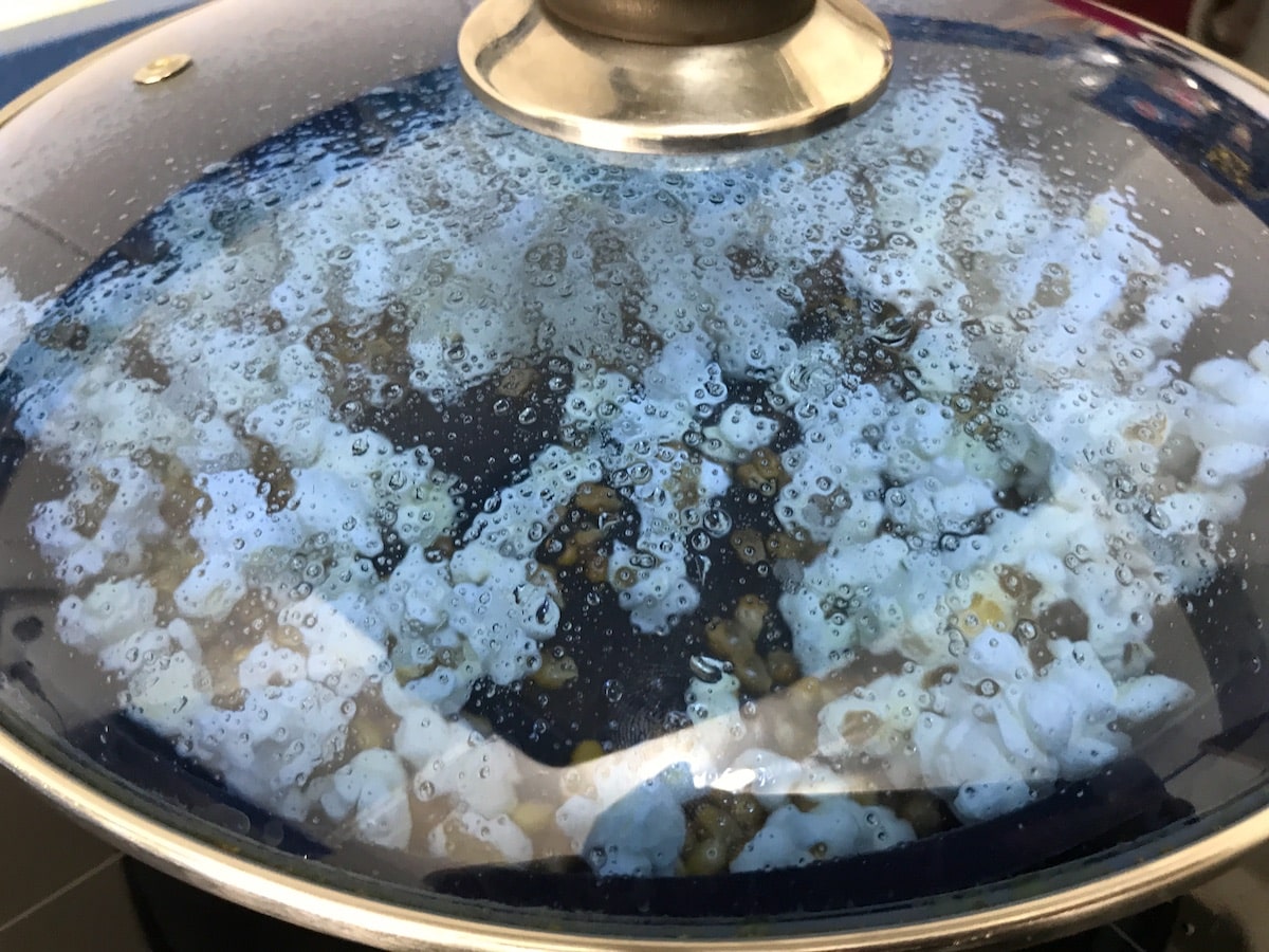 palomitas de maiz en sarten