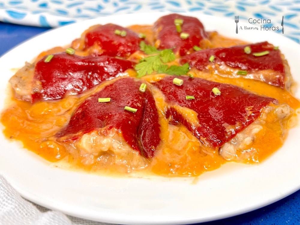 Pimientos de Piquillo Rellenos de Merluza Pimientos de Piquillo Rellenos de Merluza
