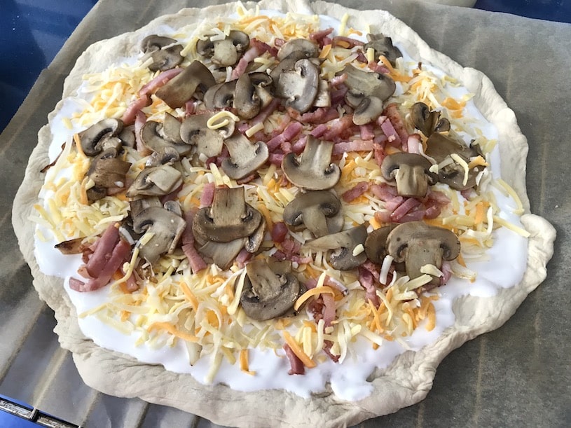 Pizza carbonara masa