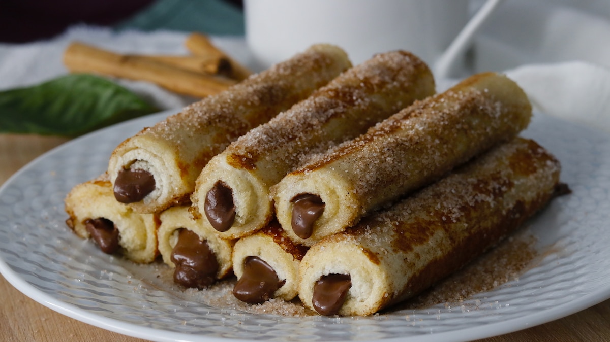 Rollitos Rellenos de Chocolate Rollitos Rellenos de Chocolate
