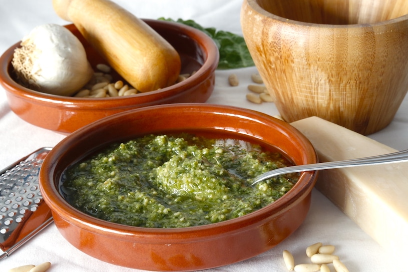 salsa pesto barro lejos